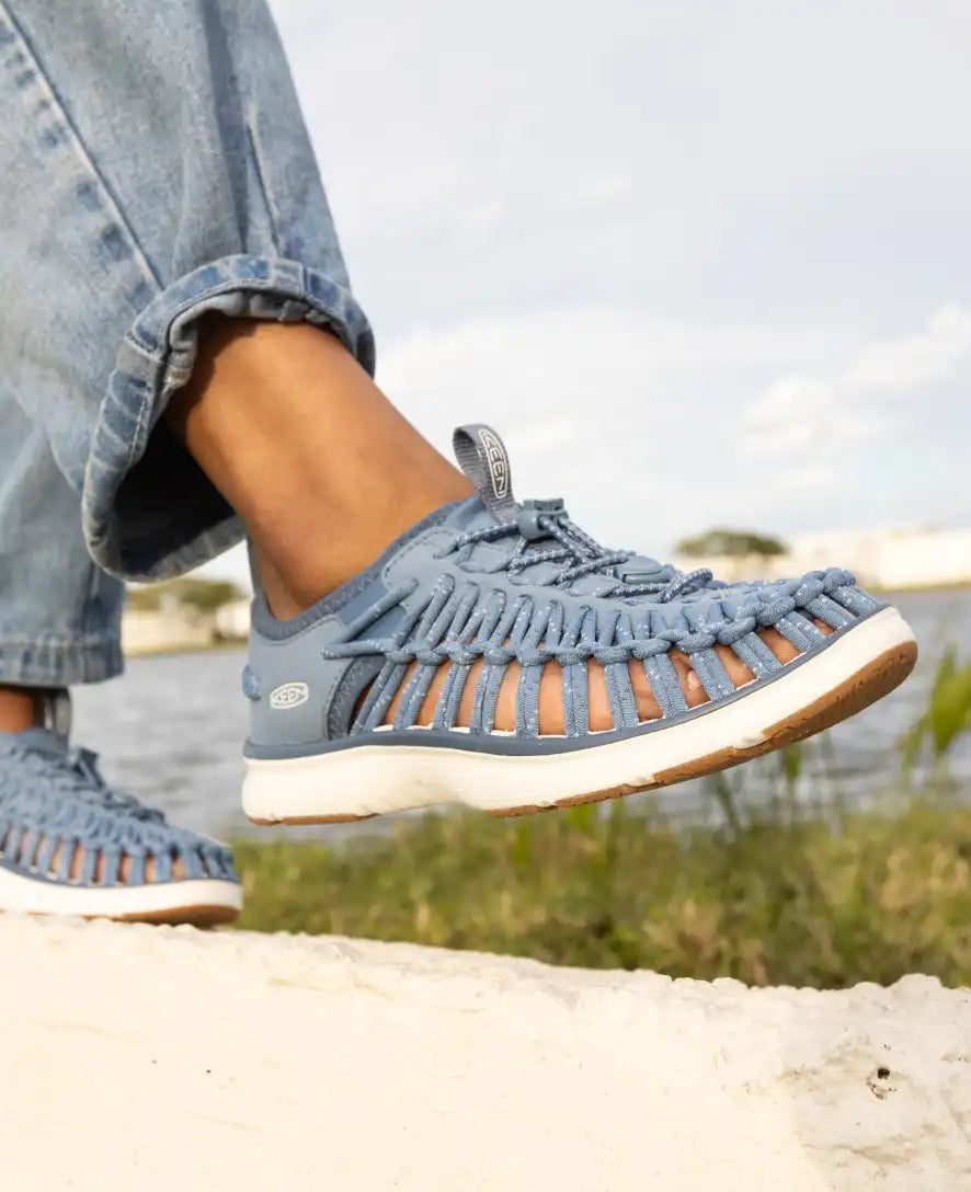 Women's UNEEK O3 Sneaker Sandal