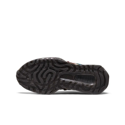 Men's UNEEK Trekker Sneaker